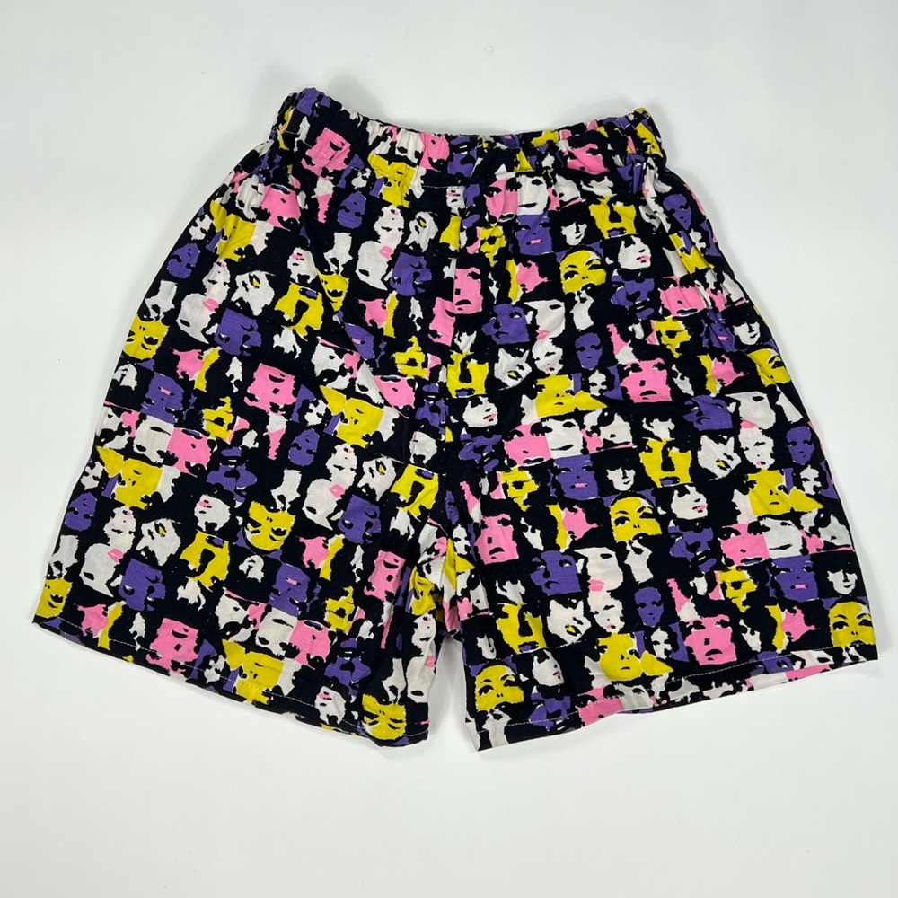 1990s Pop Art High Waist Shorts Long Cuff Rolled Short Warhol Graphic T Shirt 90 - Picture 3 of 17